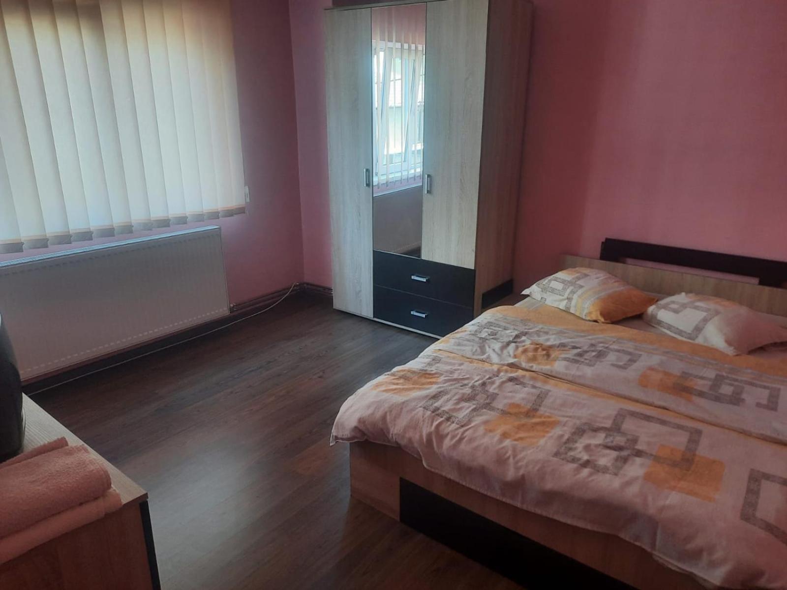 Apartamentul Republicii Άλμπα Ιούλια Εξωτερικό φωτογραφία