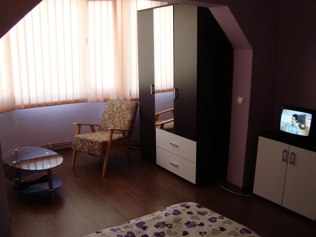 Apartamentul Republicii Άλμπα Ιούλια Εξωτερικό φωτογραφία